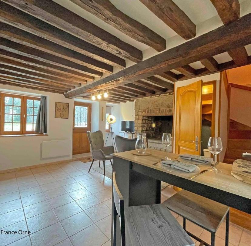 Vila Le P'Tit Suisse Normand Putanges Exteriér fotografie