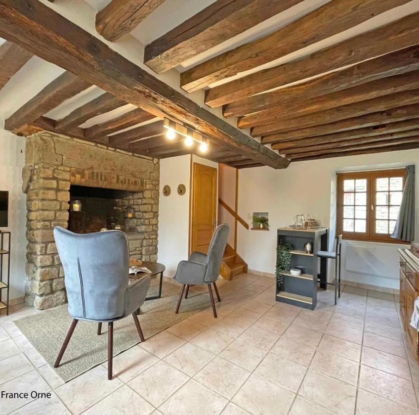 Vila Le P'Tit Suisse Normand Putanges Exteriér fotografie